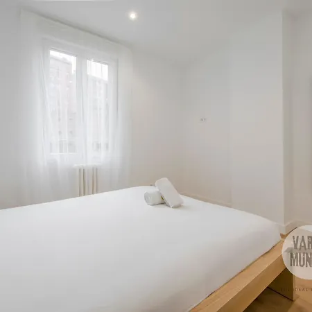 Retiro Con Parking Para 4, Vive La Latina Madrid Exterior photo